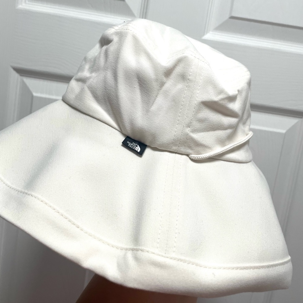 The North Face Classic White Bucket Hat